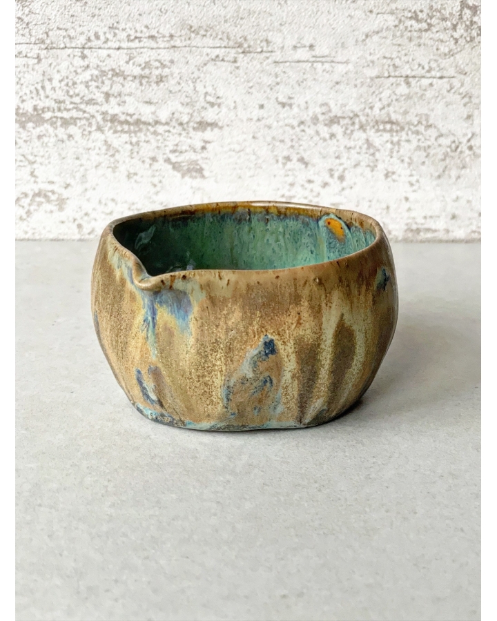 Czarka/miseczka z dzióbkiem na matchę CHAWAN VI