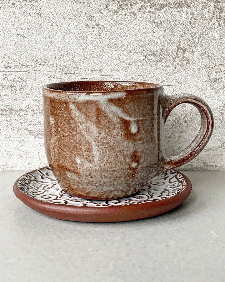 Komplet ceramiczny GINGERBREAD (kubek 300 ml + talerzyk 13,5 cm)
