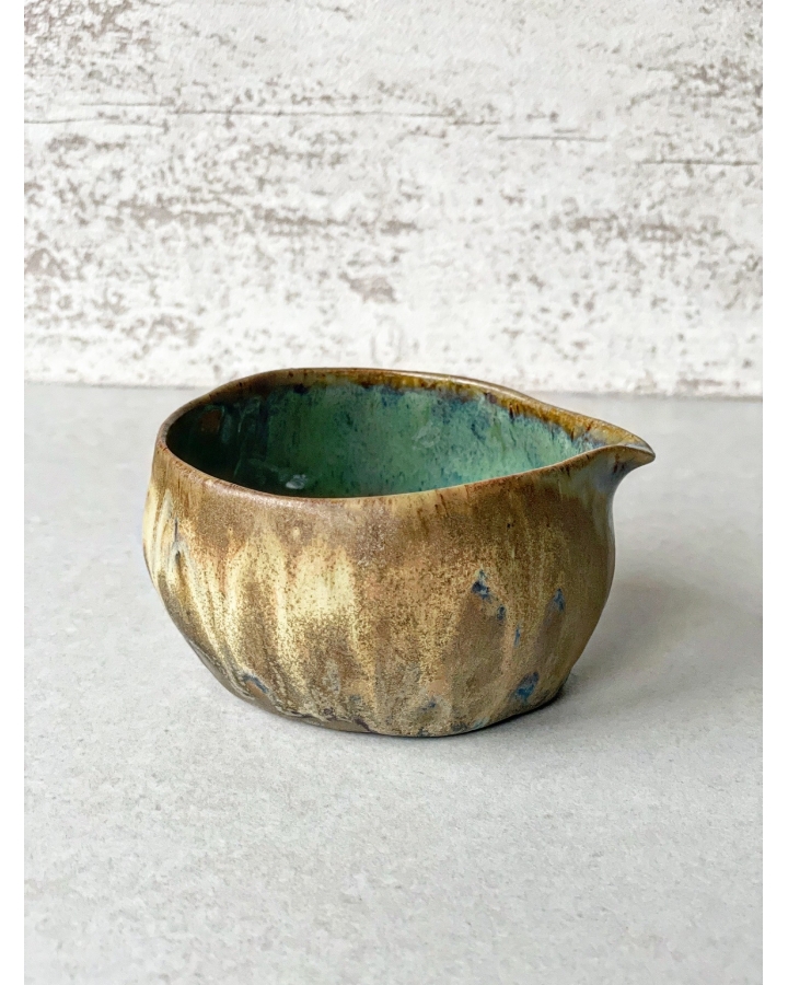 Czarka/miseczka z dzióbkiem na matchę CHAWAN VI