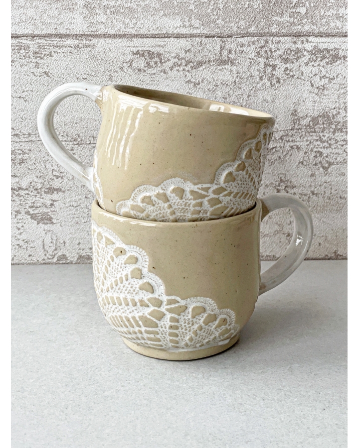 Kubek ceramiczny WHITE LACE 320 ml