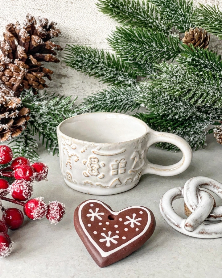 Kubek ceramiczny WHITE HOLIDAY 110 ml