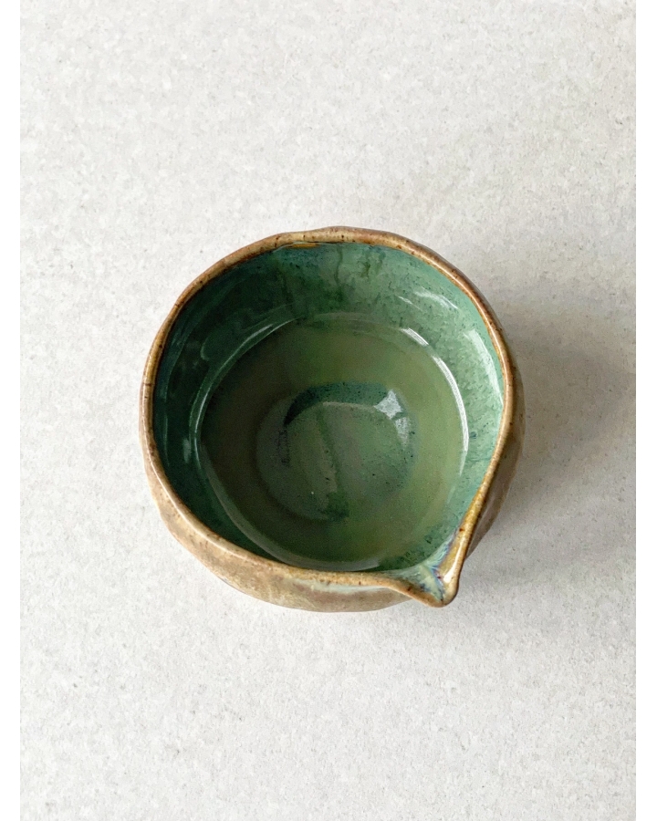 Czarka/miseczka z dzióbkiem na matchę CHAWAN VI