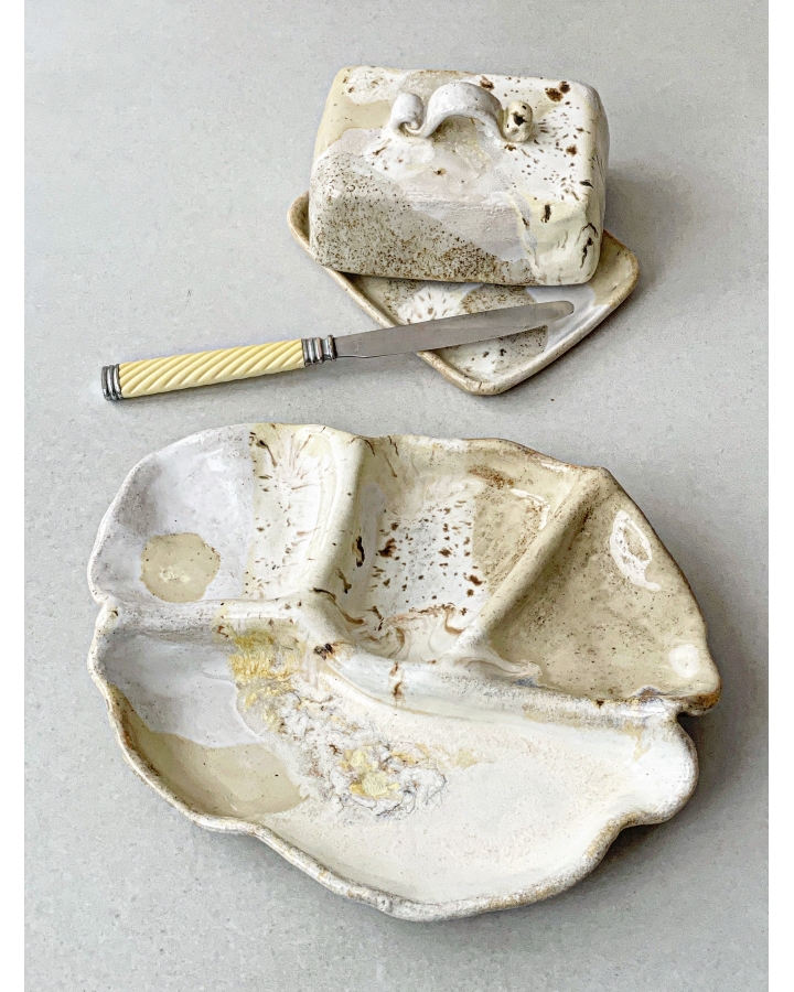 Ceramiczna maselniczka BEIGE