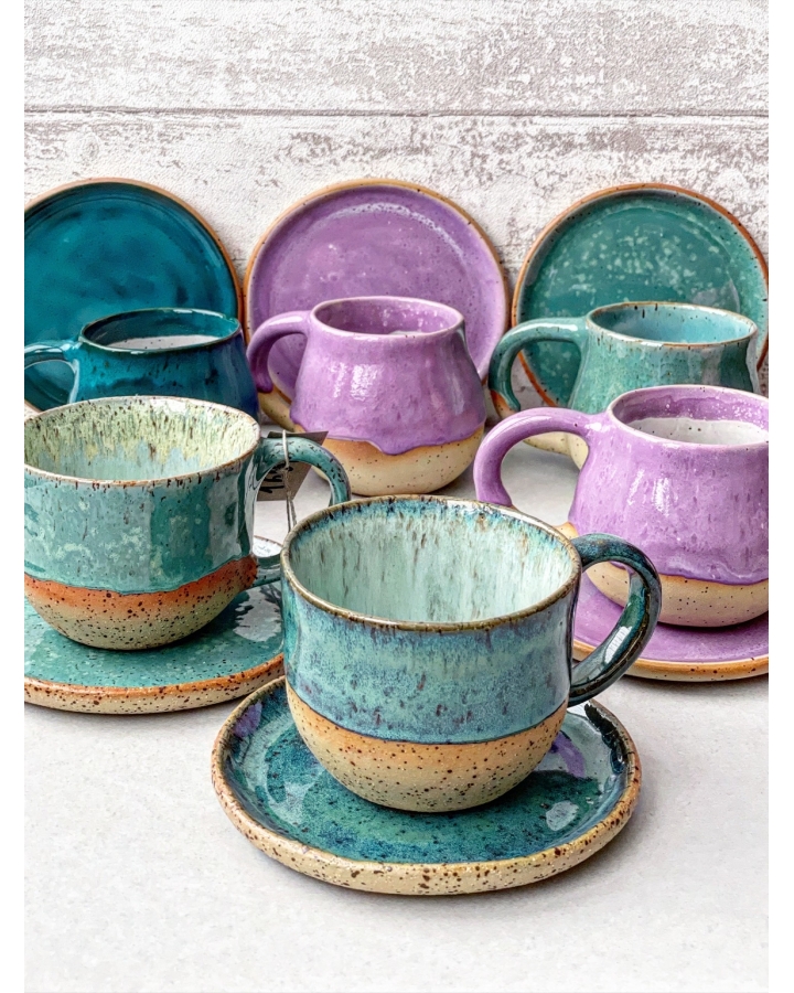 Komplet ceramiczny LILA DOTS (kubek 340 ml + talerzyk 14 cm)