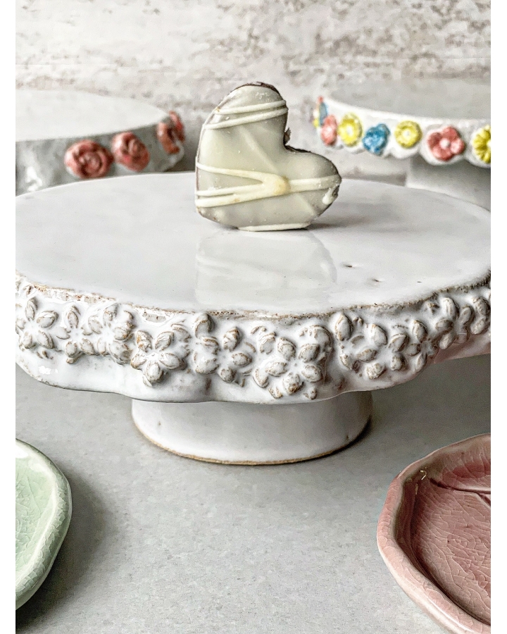 Patera ceramiczna na tort/ciasto WHITE FLOWERS 20 cm