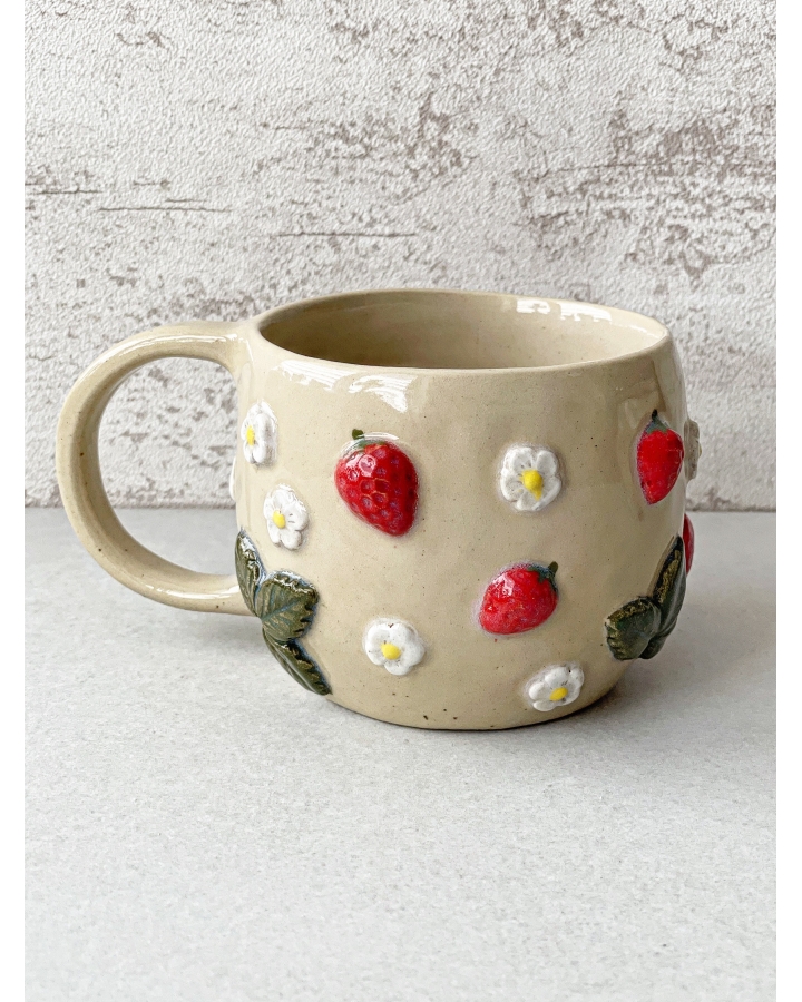 Kubek ceramiczny POZIOMKI 330 ml