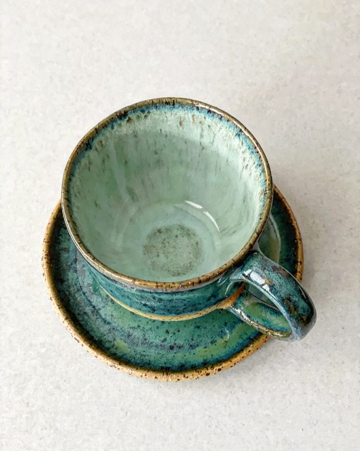 Komplet ceramiczny SEA DOTS (kubek 310 ml + talerzyk 13,5 cm)
