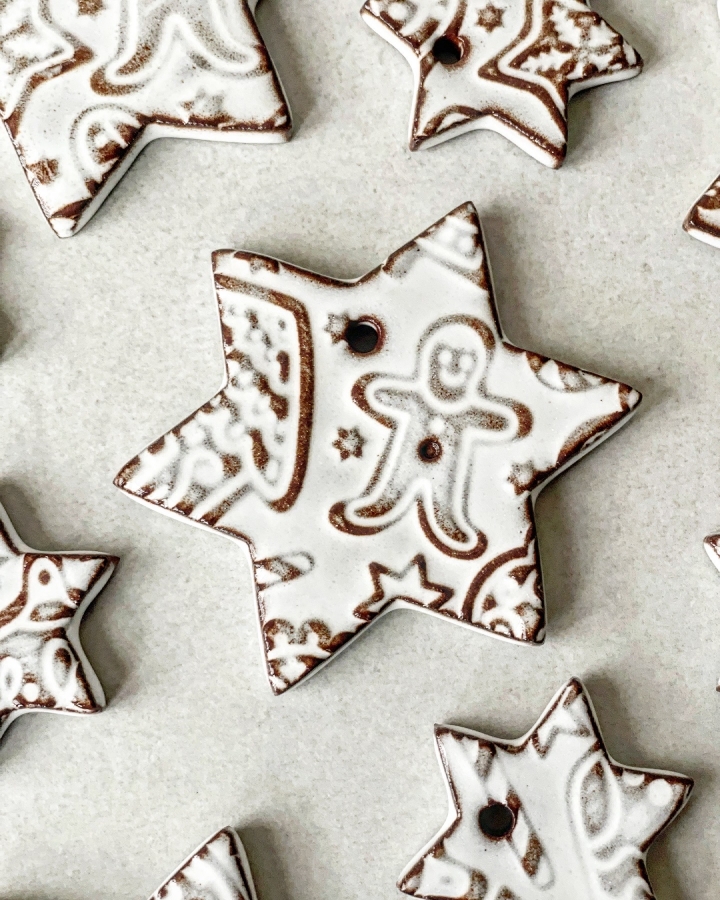 Ceramiczna zawieszka choinkowa GWIAZDKA BIAŁA duża