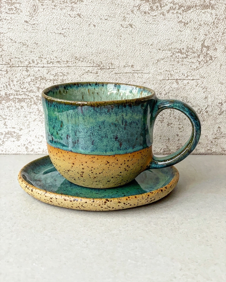 Komplet ceramiczny SEA DOTS (kubek 310 ml + talerzyk 13,5 cm)