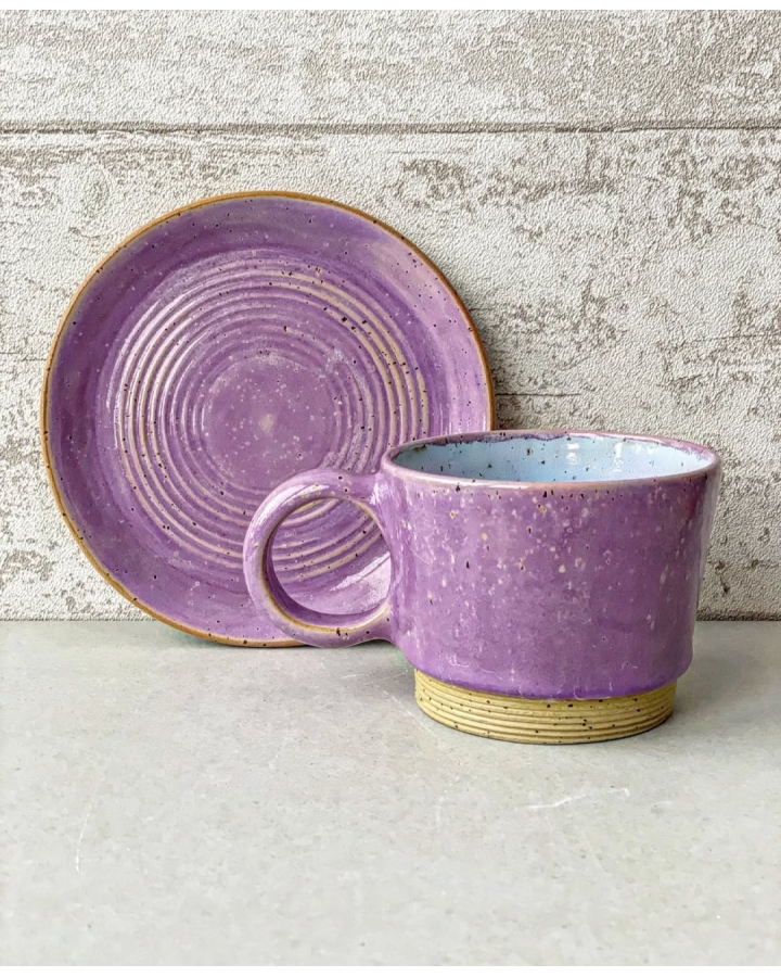 Komplet ceramiczny LILA DOTS (kubek 330 ml + talerzyk 15 cm)