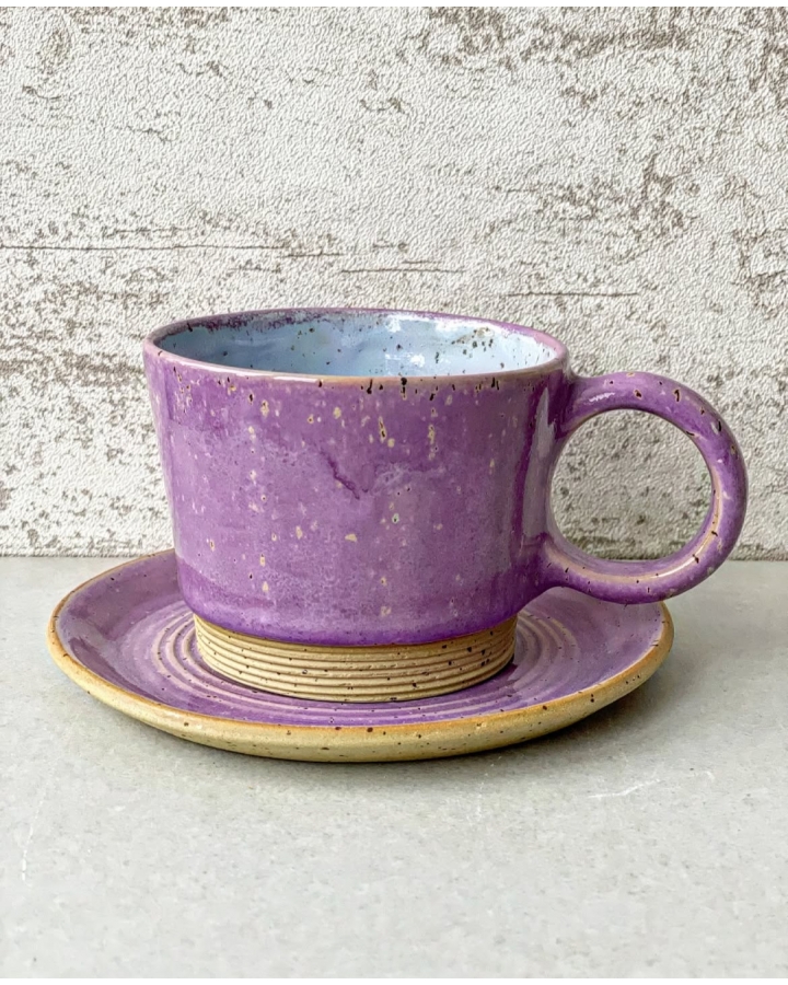 Komplet ceramiczny LILA DOTS (kubek 330 ml + talerzyk 15 cm)