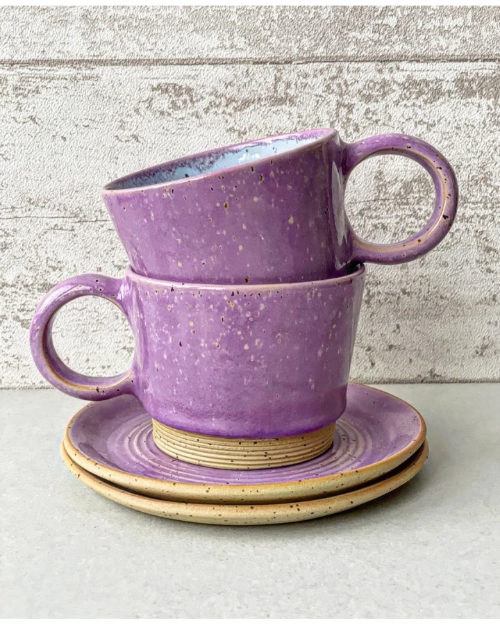 Komplet ceramiczny LILA DOTS (kubek 330 ml + talerzyk 15 cm)