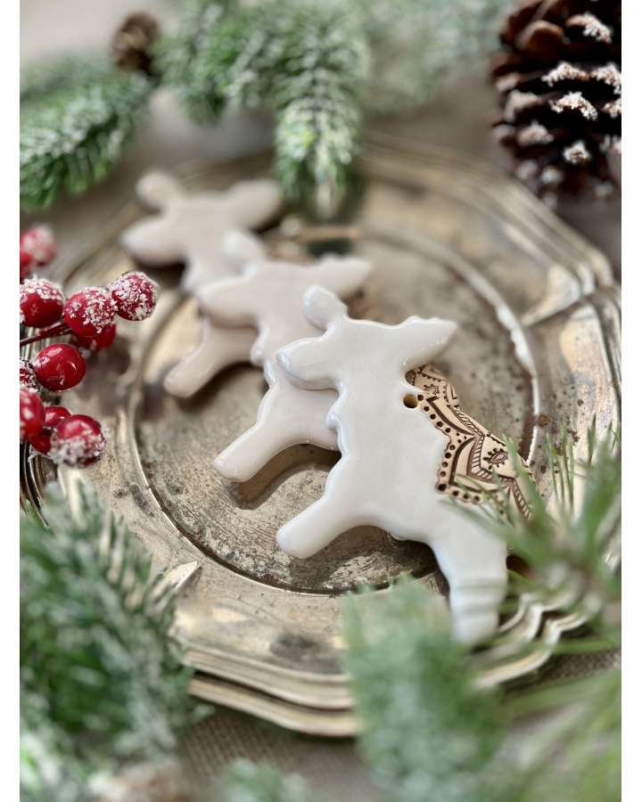 Ceramiczna zawieszka choinkowa RENIFER BIAŁY