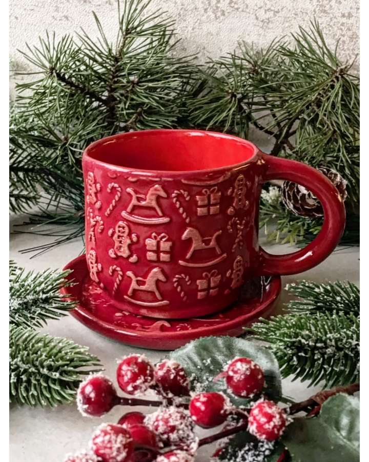 Komplet ceramiczny RED HOLIDAY (kubek 340 ml + talerzyk 12 cm)