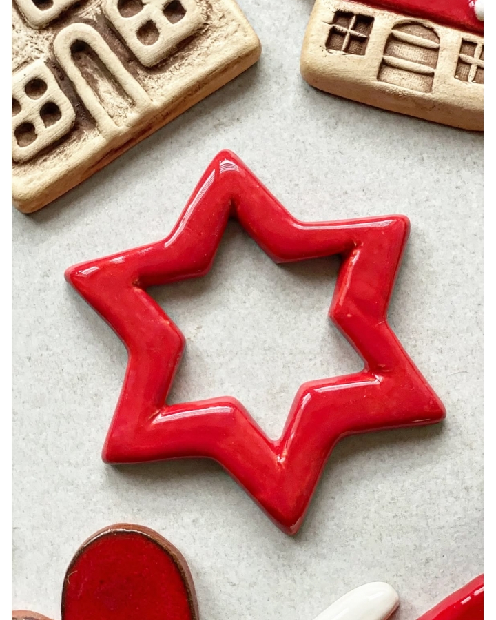 Ceramiczna zawieszka choinkowa GWIAZDKA CZERWONA duża pusta