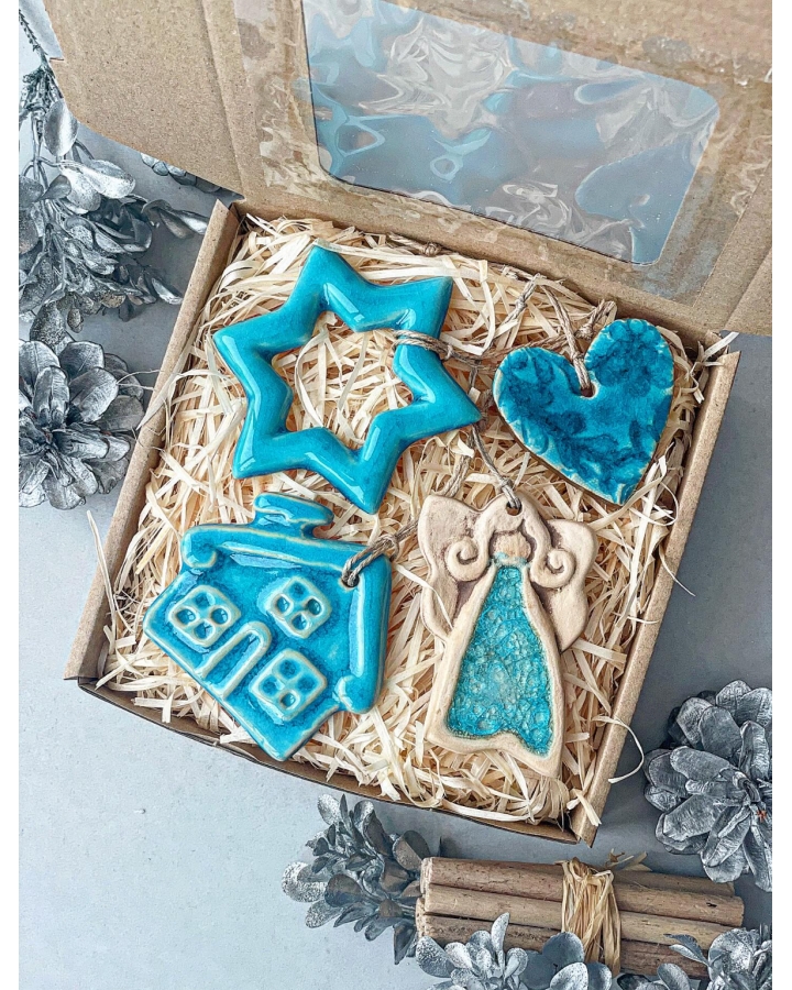 Box świąteczny TURKUSOWY mały (4 ceramiczne ozdoby choinkowe)