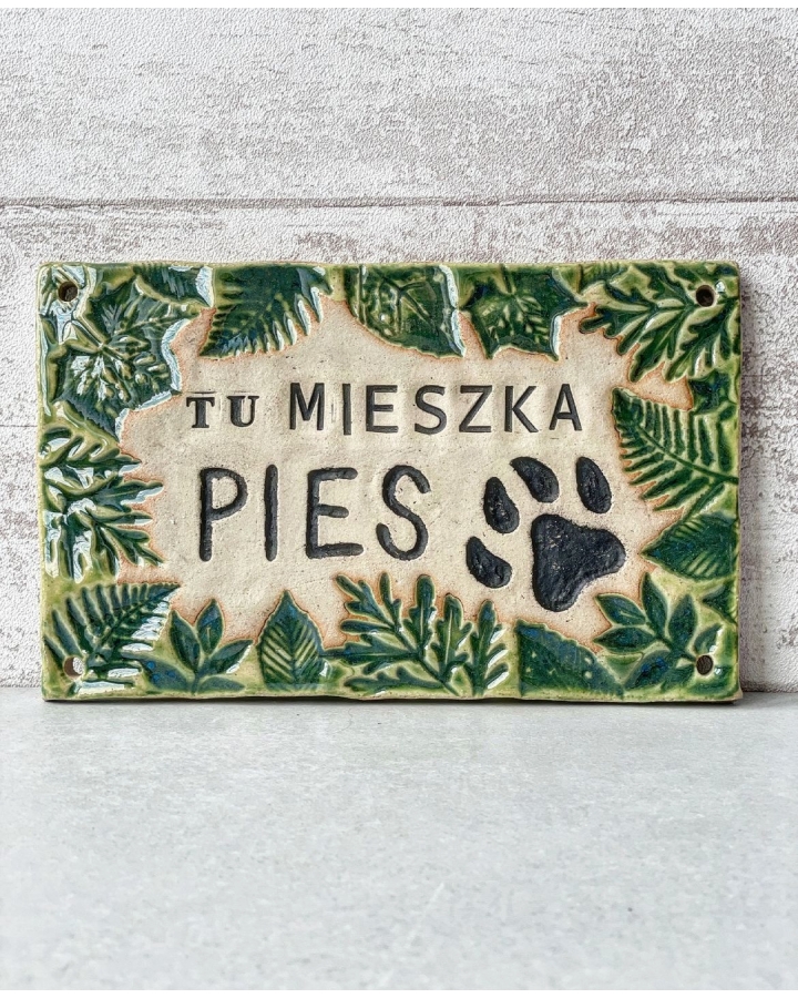 Tabliczka TU MIESZKA PIES