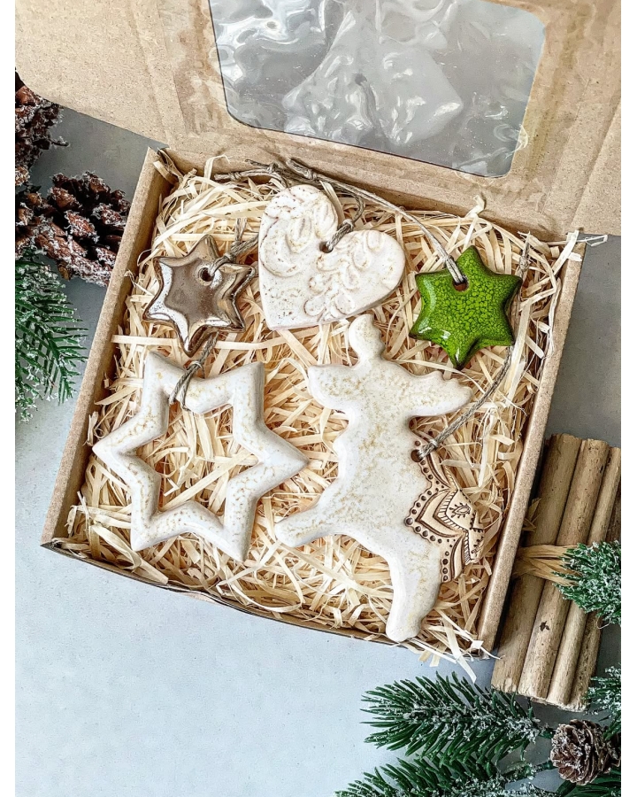 Box świąteczny ECRU mały (5 ceramicznych ozdób choinkowych)
